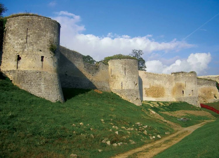 Coucy, France, France